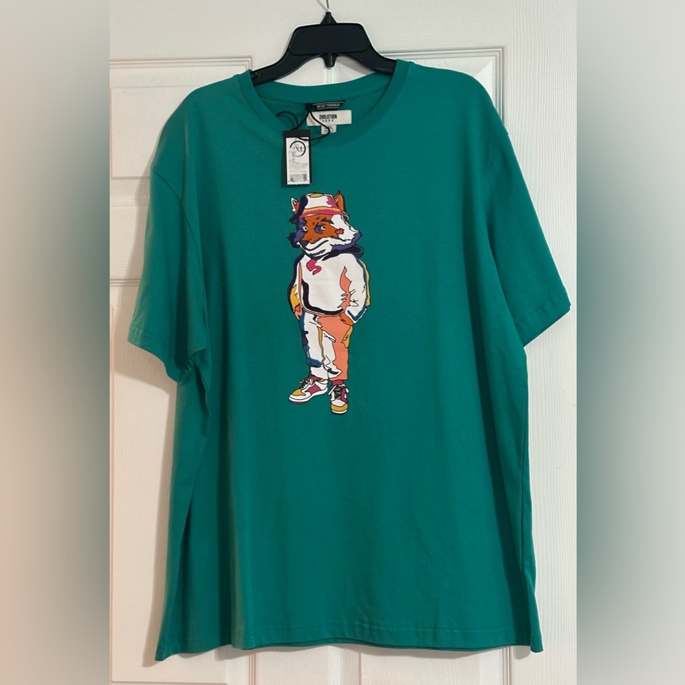 NWT Akoo Evolution T-Shirt - Size 2XL